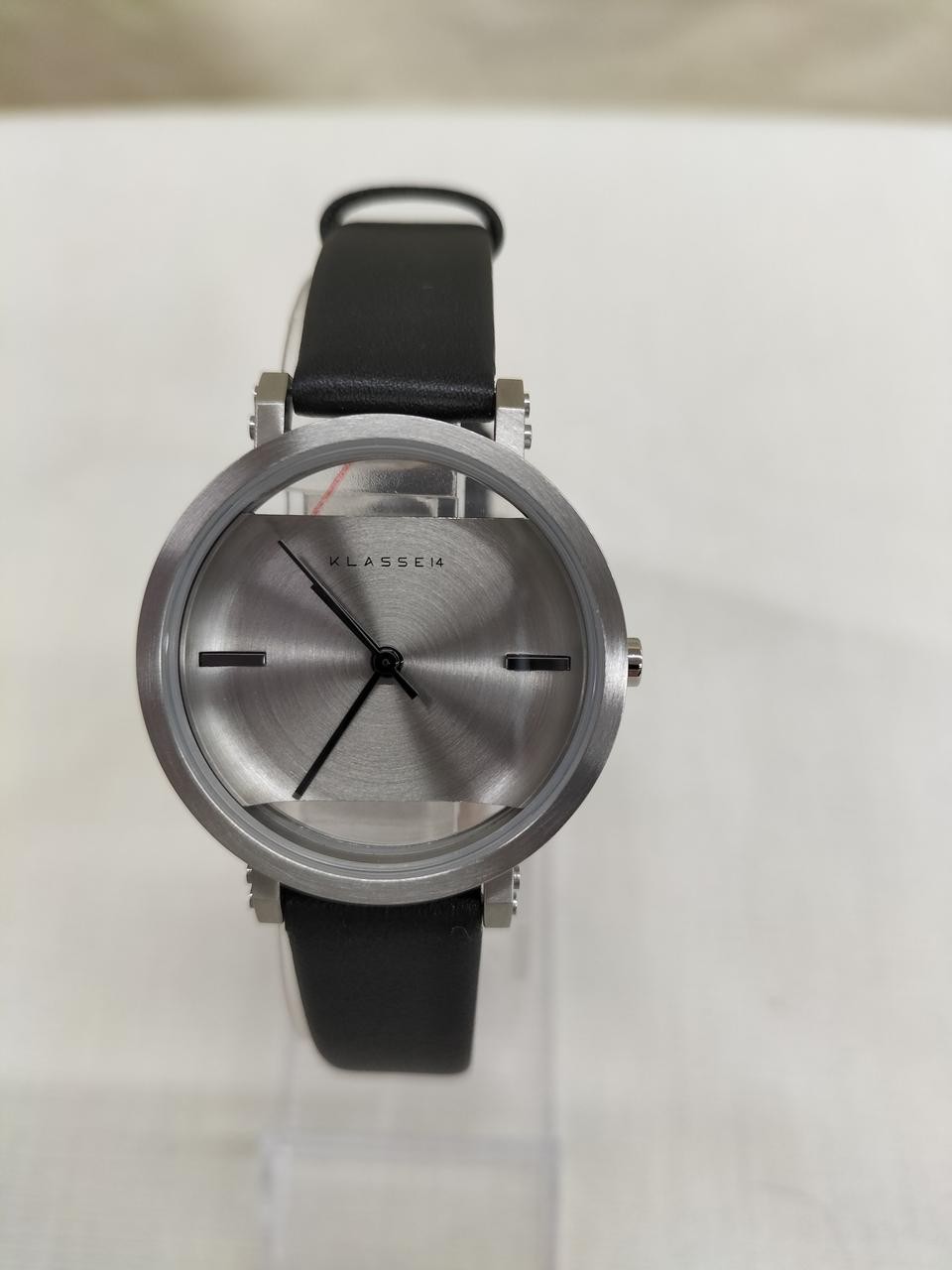 IMPERFECT SQUARE Model Number IM18SR001W KLASSE14