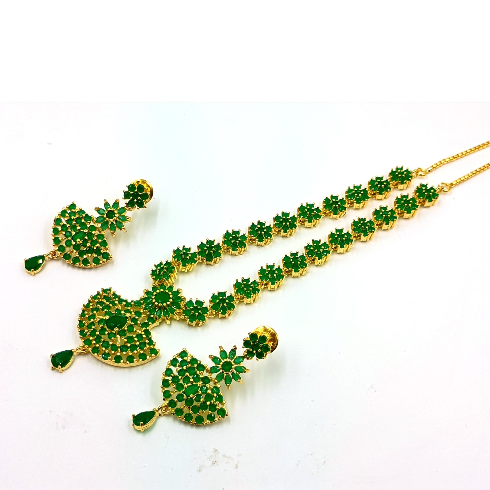 Traditional South Indian 22k Gold Plated Emerald Stone Necklace Set