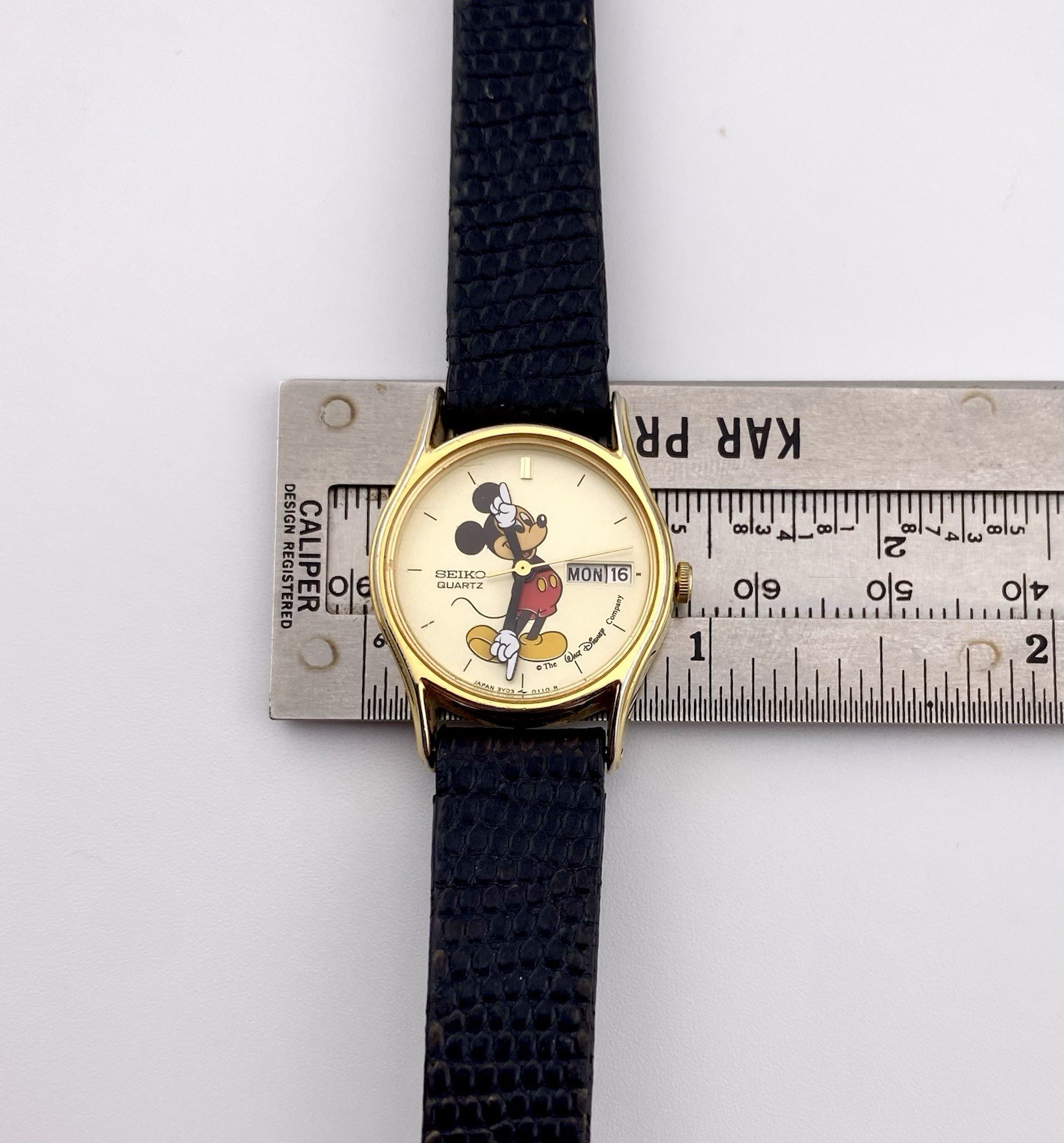 SEIKO Mickey Mouse Watch 3Y03-0049 Quartz 21.5mm Circa 1986 Ladies New Battery