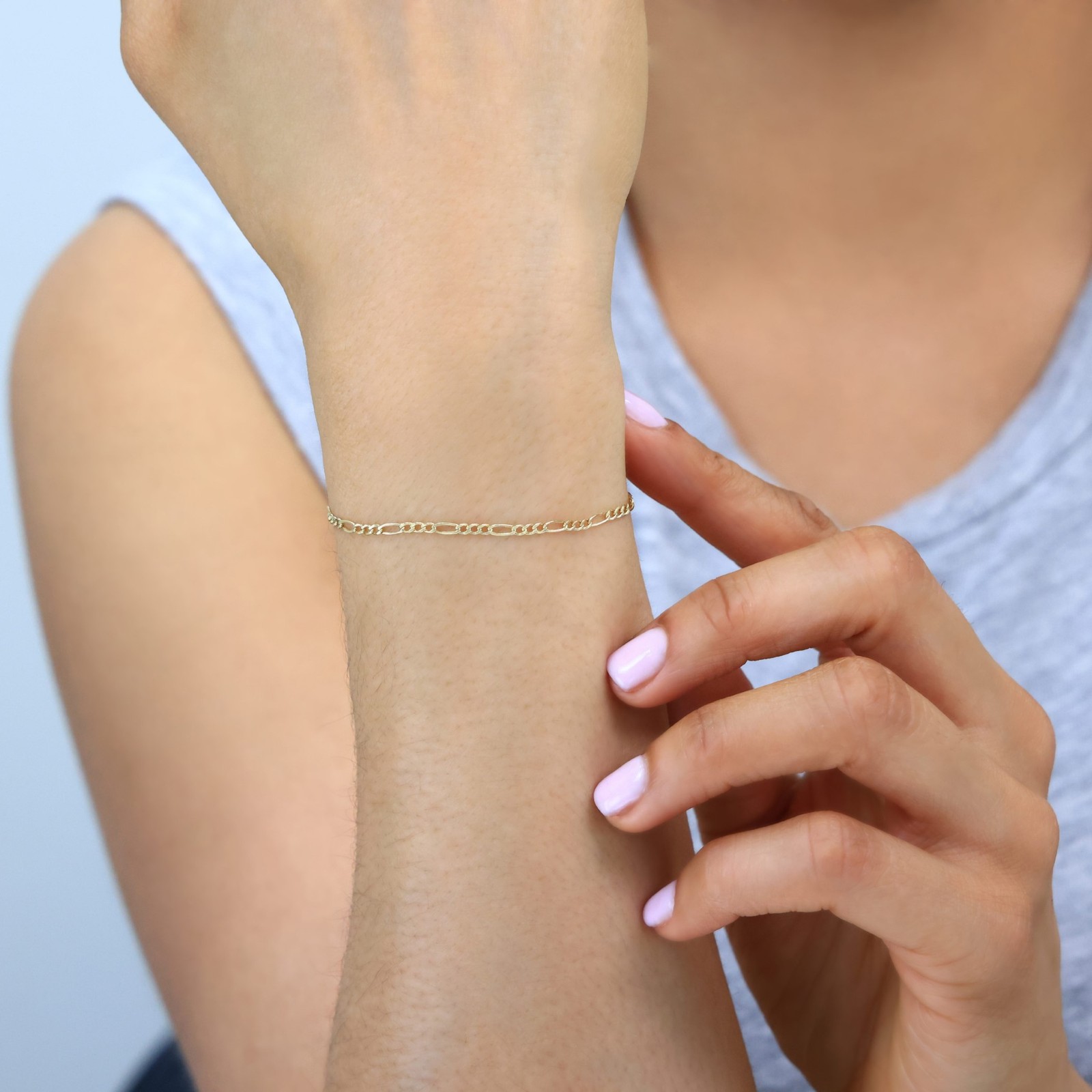 10K Yellow Gold Thin 2mm Figaro Chain Bracelet or Anklet Mens Womens 7″ 8″ 9″