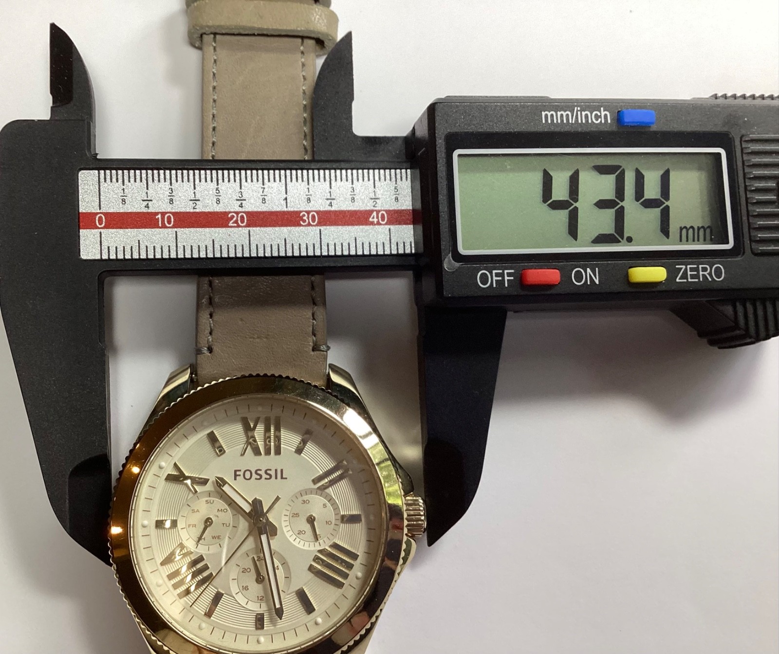 Fossil Womens Watch AM4529 Gold Cream Multi-dial Day Date Taupe Band New Battery
