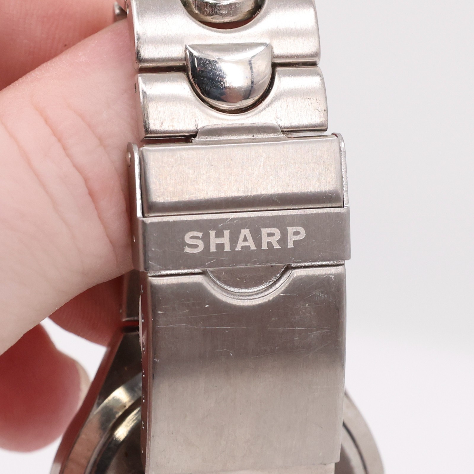 Sharp Blue Dial Quartz Watch 100FT Water Resist Silver Tone Band Battery 377