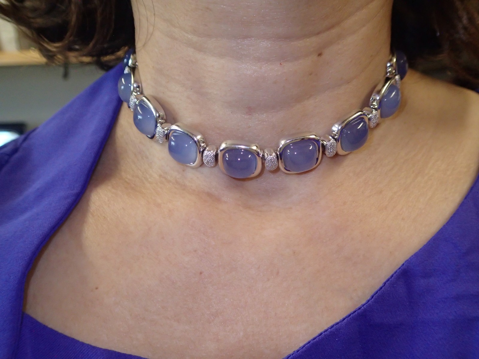 18k white gold ~60TCW diamond chalcedony w/pearls choker 15″ adjustable 52.8g