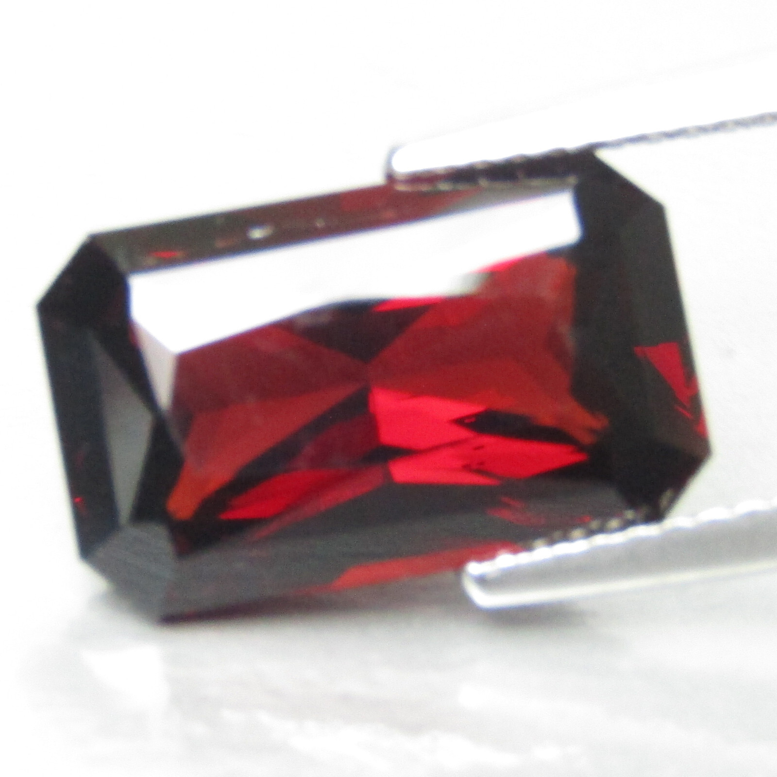7.71Cts Beautiful Natural Almandine Garnet Nice Radiant Cut Loose Gemstone