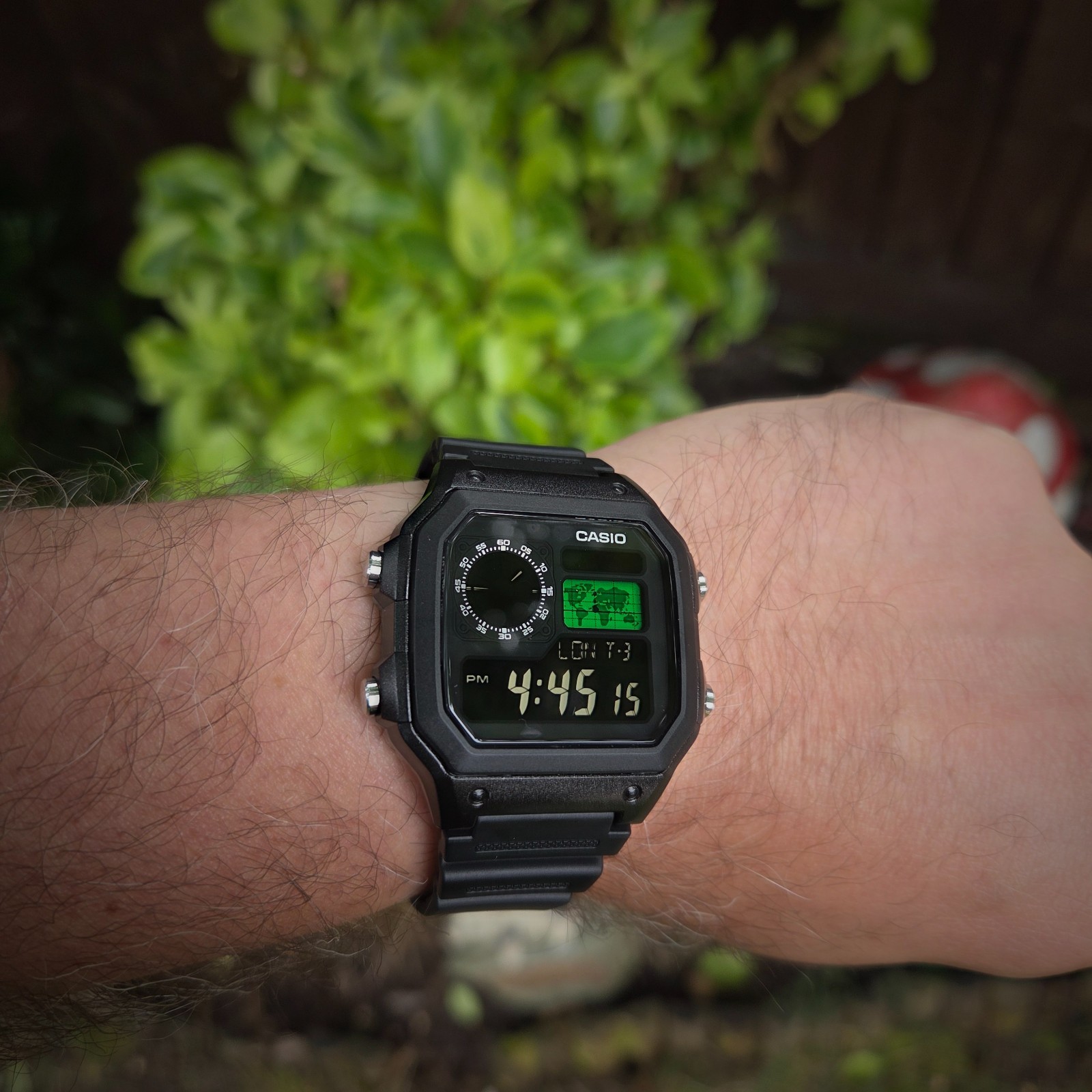 CASIO AE-1200WHD. Royale World Time Watch Mod. Green, Negative Display, Hydromod