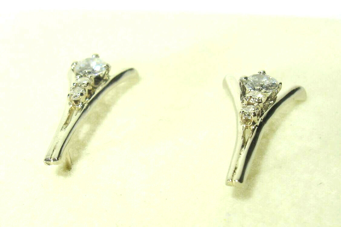 (0.66 ctw ) Diamond Earrings (3 Diamond Wishbone Design) – 14k white GOLD