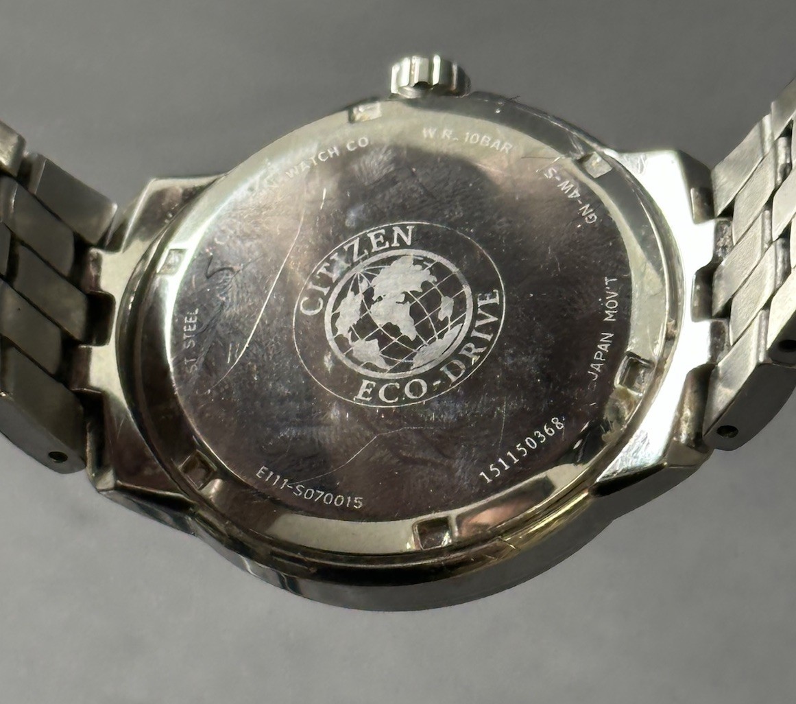 Citizen Eco Drive E111-S070015 Wristwatch GN-4W-S Japan Needs Battery USED