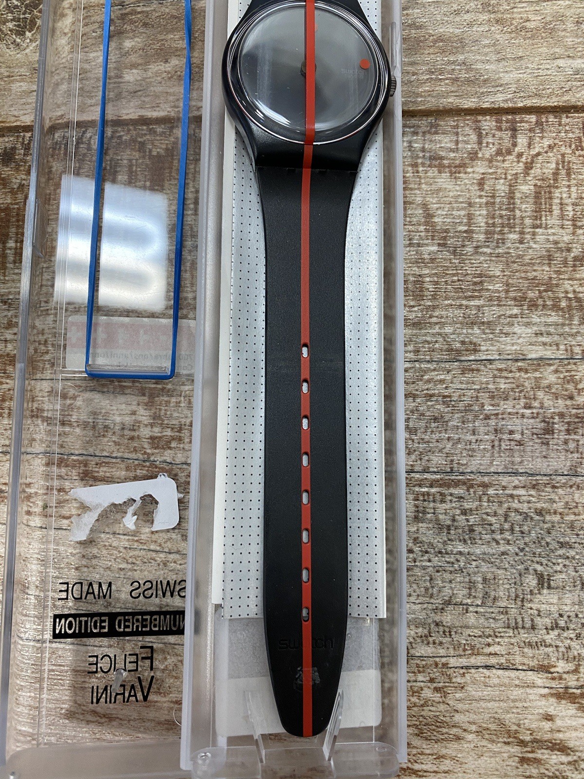 Swatch Rosso Su Blackout GZ119 Standard Gents 34mm NOS By Felice Varini Box