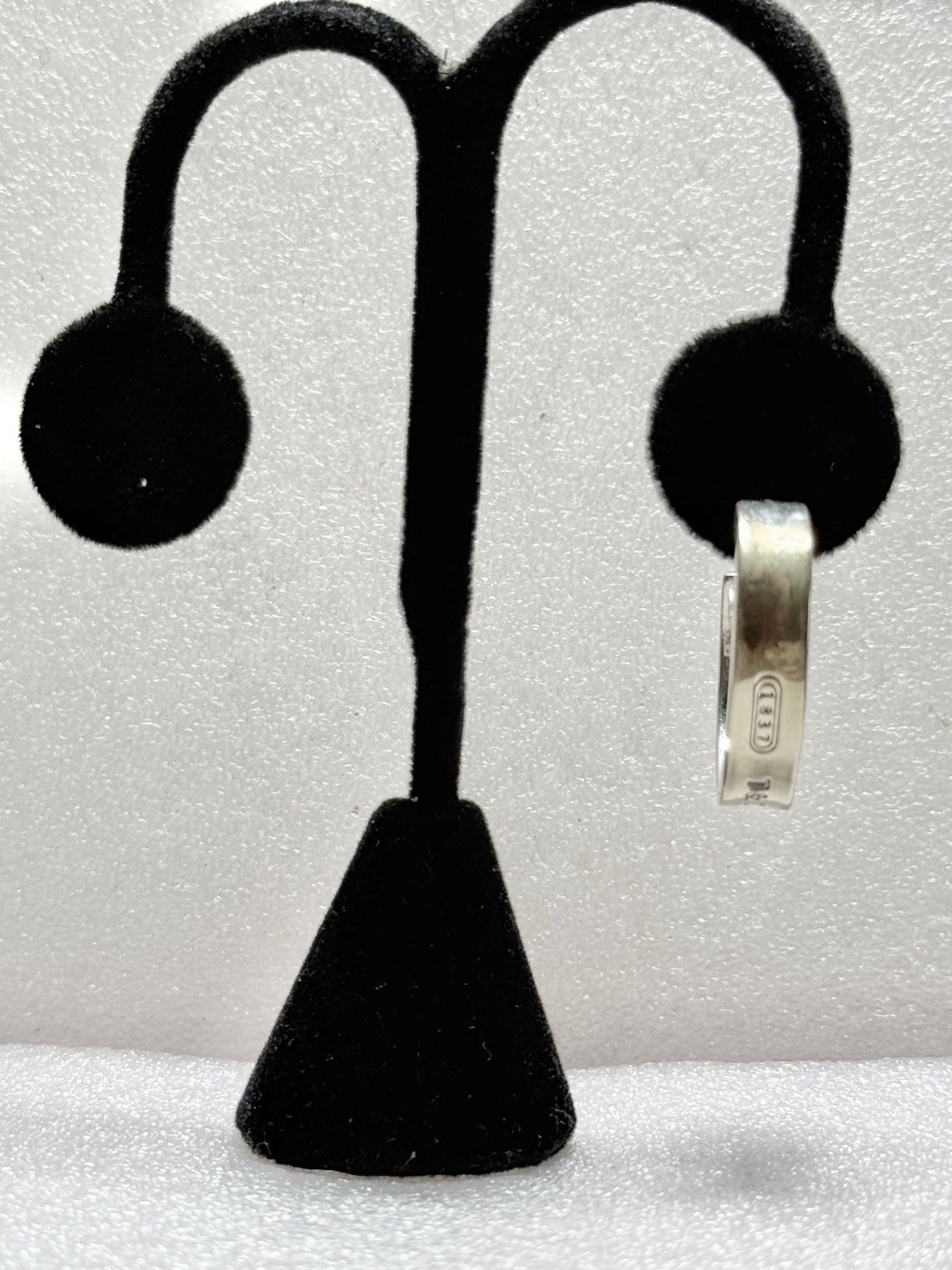 Single 1837 Tiffany & Co 1997 Sterling 925 Concave 1” Hoop Earring 7.89