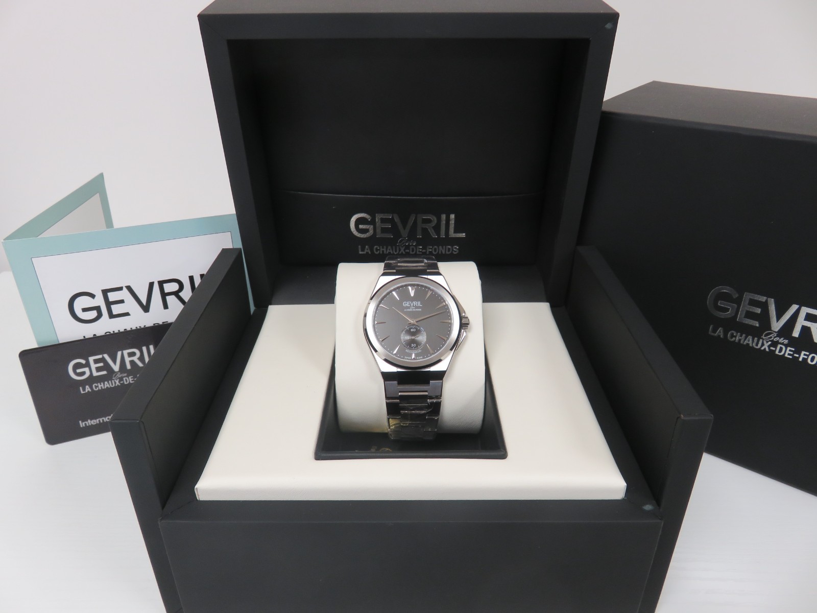 Gevril Men’s 49910B Montauk Sub Dial Swiss Made ETA 7001 SS 40mm Watch
