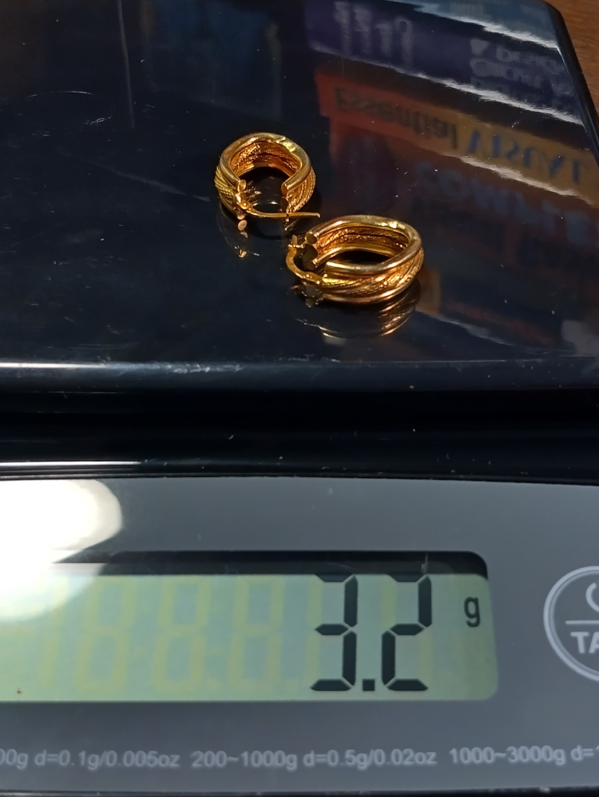 14kyellow Gold Fancy Hoops 3.2 Grams 3/4″ Long