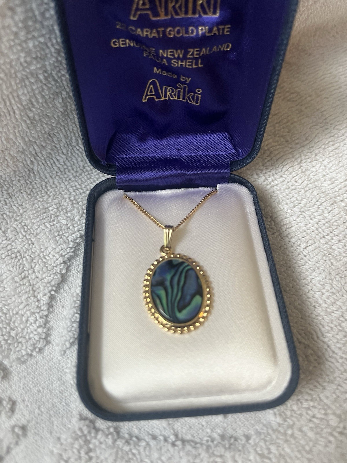 Ariki 22k Gold Plate Necklace – Paua Shell New Zealand – Fine Jewelry W Box
