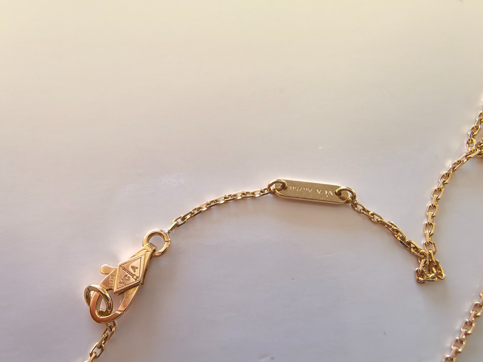 Van Cleef & Arpels Sweet Alhambra Pendant Necklace Yellow Gold Mother of Pearl