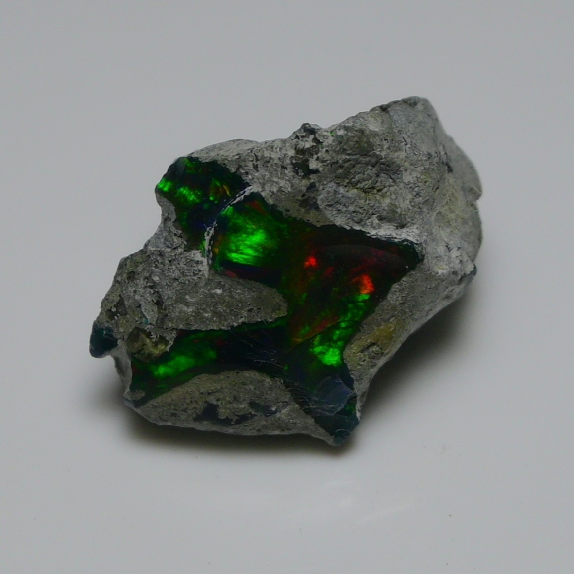 21.10 Cts Smooth Black Ethiopian Opal Rough, Ideal for Jewelry – Smoked Opal Raw