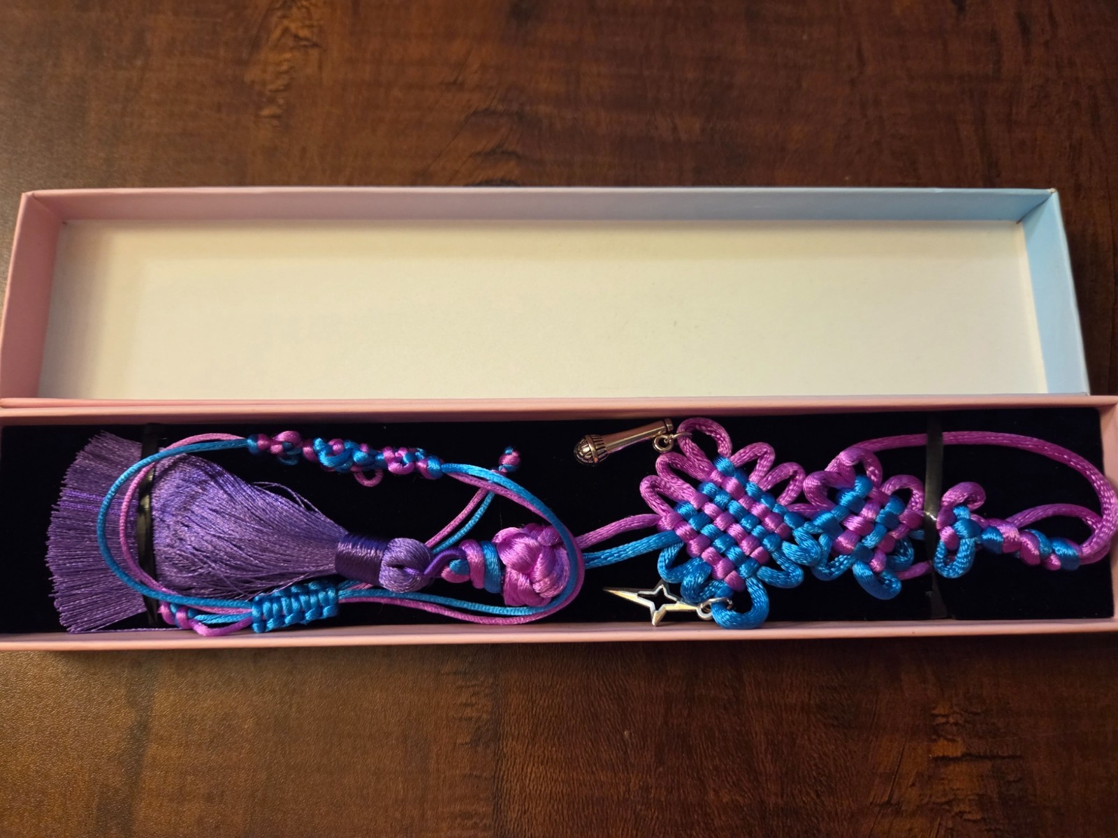 KPop Demon Hunter Knot Bracelet