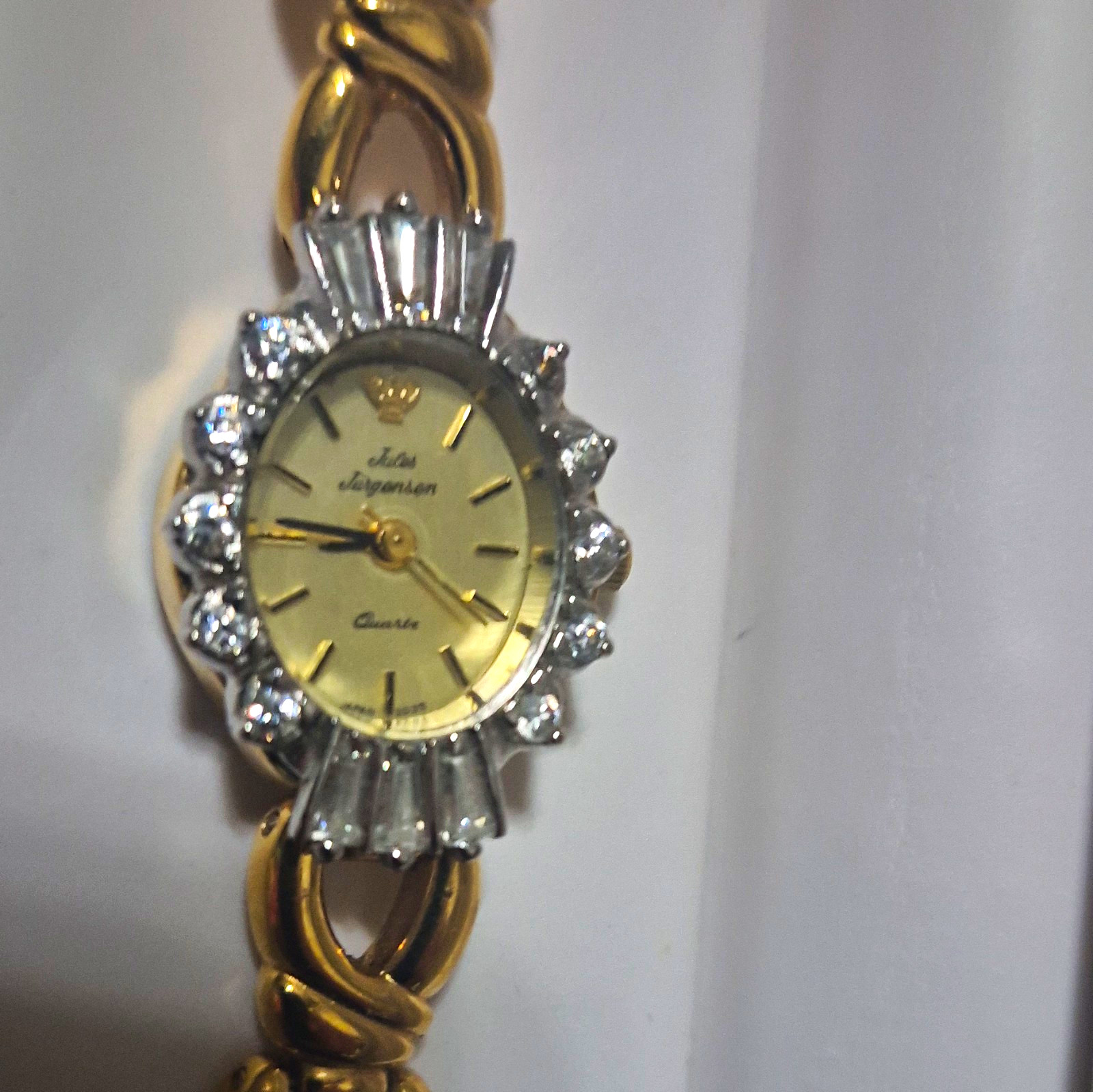 Jules Jurgensen Women’s Quartz Oval Dress Watch Gold Bracelet Gold Dial