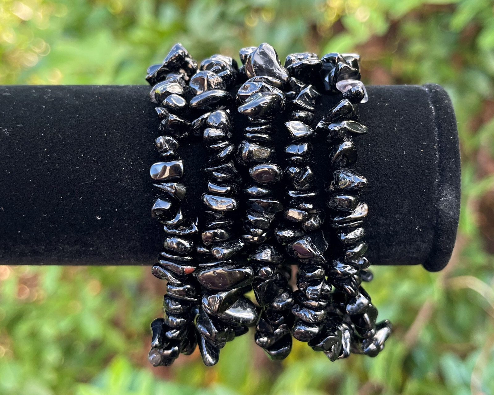 Black Tourmaline Chip Bracelet, Gemstone Chip Crystals (Stretchy – US Seller)