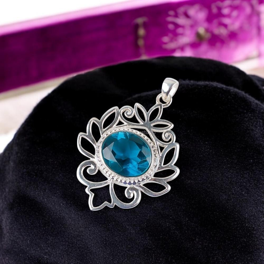 925 Silver Natural Apatite Throat Chakra Daughters Day Bezel Pendant Jewelry