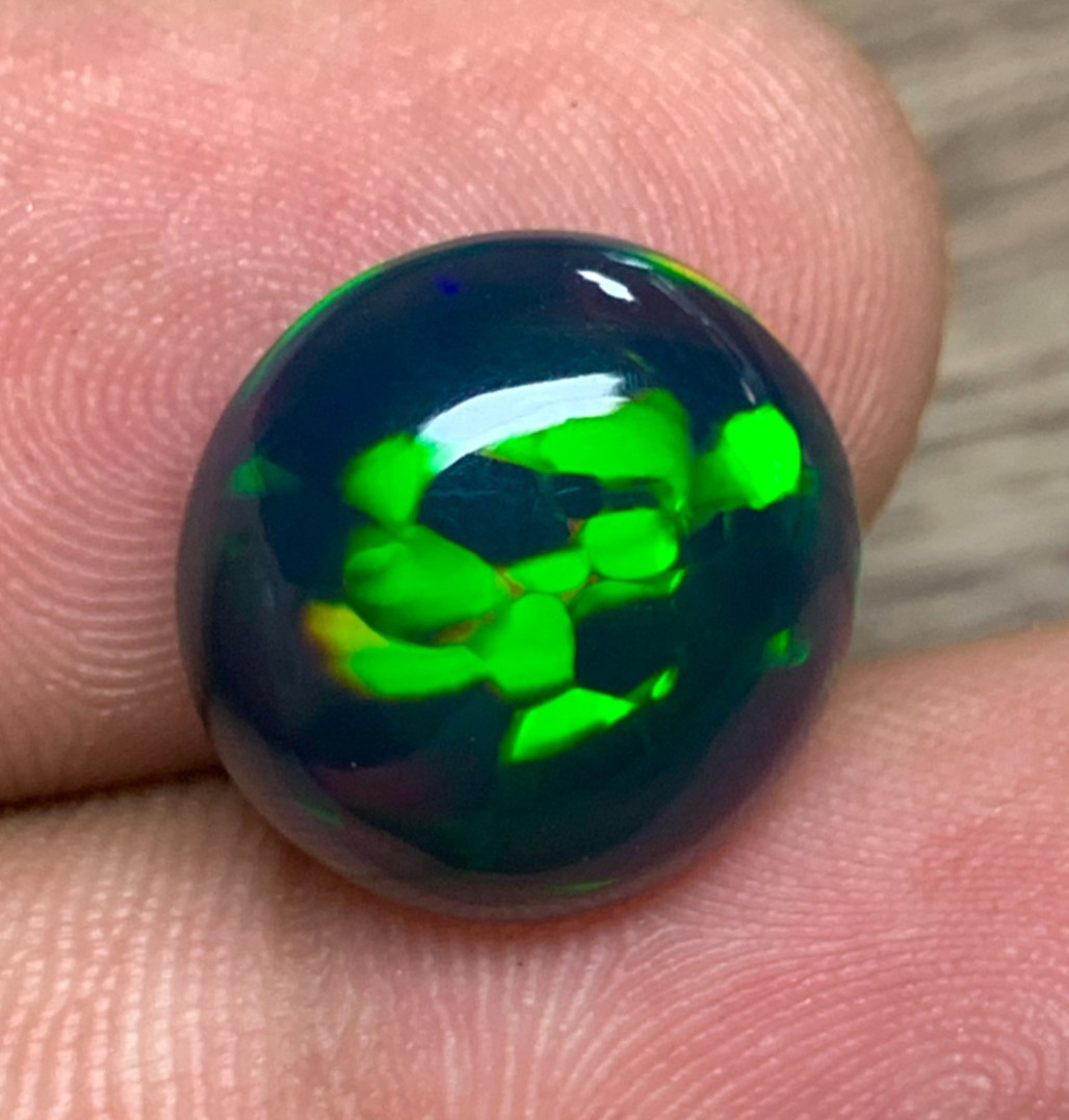 Ethiopian Black Opal Gemstone 4.65crt Round Cabochon Honeycomb Welo Loose Stone