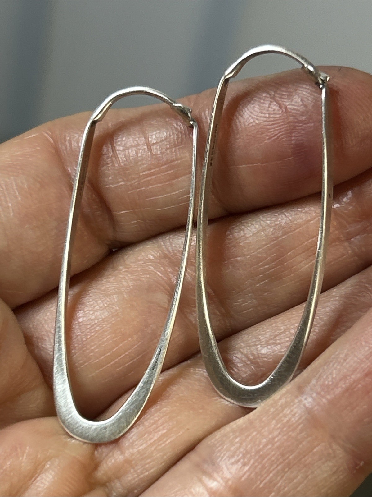 55. El Ed Levin 925 Sterling Silver Oval Hammered Hoop Earrings 43.5mm, 3.6g
