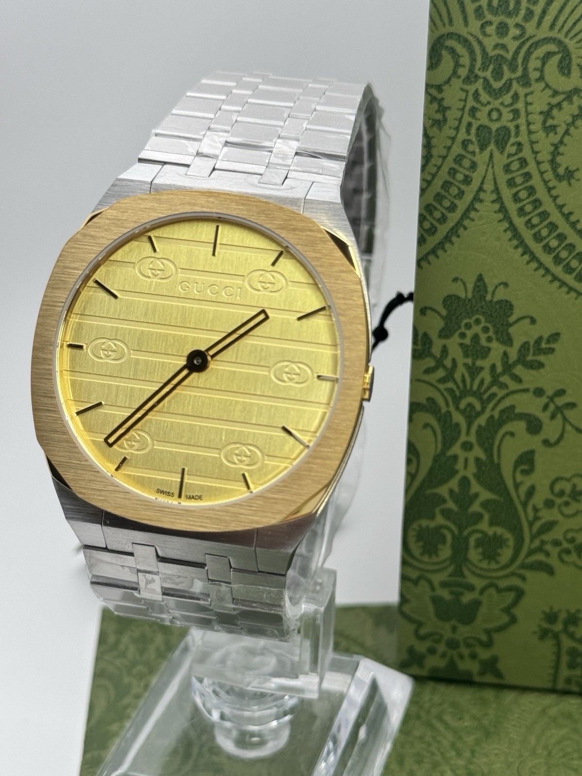 New Gucci 25H Golden Brass Dial YA163405 38mm Swiss Quartz Men’s Watch – Silver