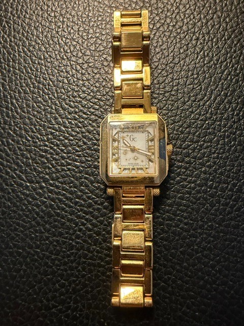 Gc Guess Collection Diamond Swiss Made Women’s Watch Gold Tone GC A51102L