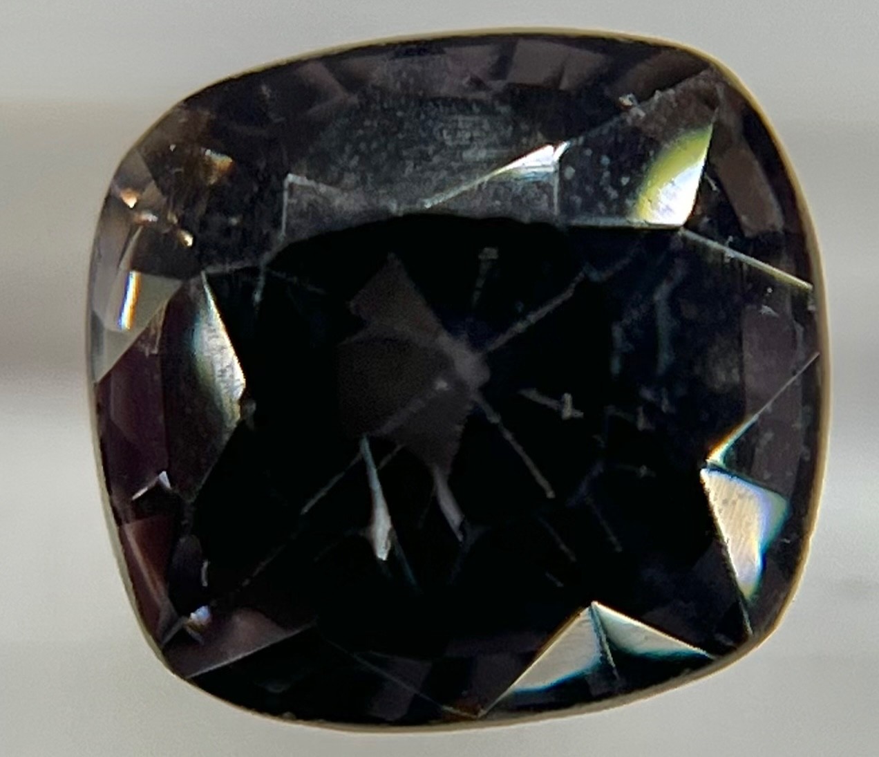 1.83 Ct Natural Purple Spinel Cushion Cut Loose Gemstone 7.27 mm SP49