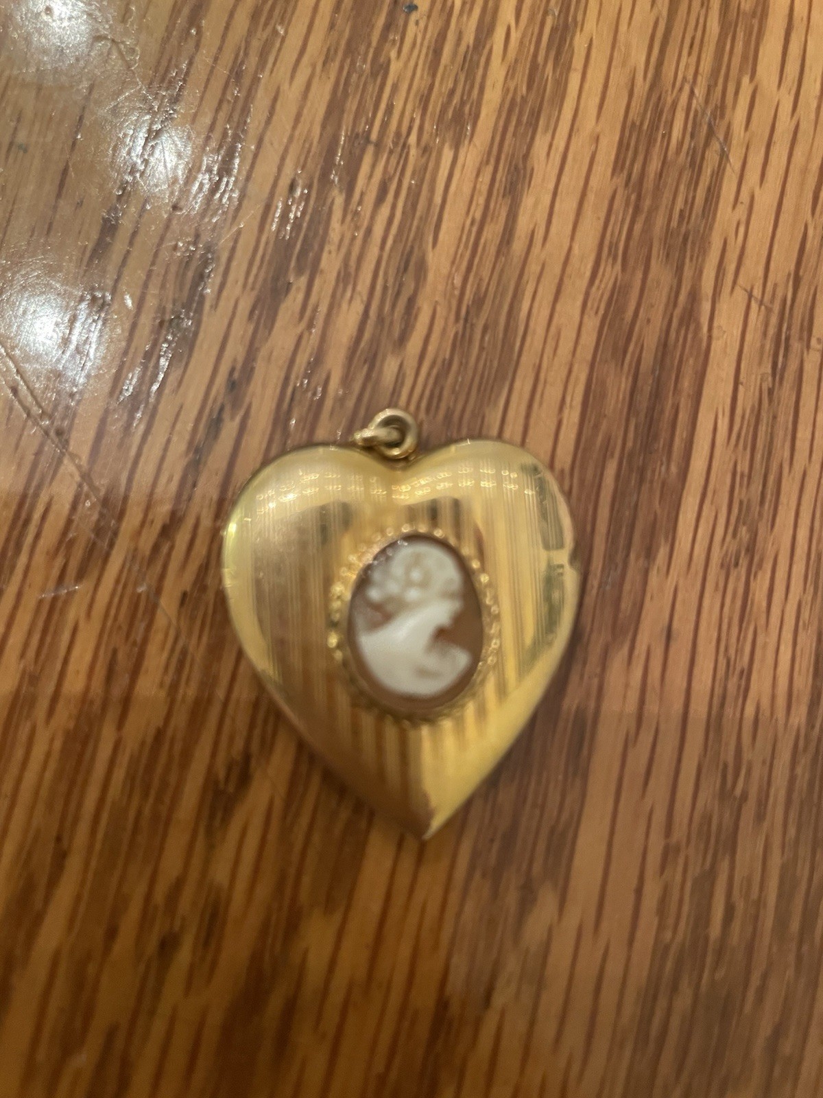 Gold Tone Metal Heart Locket Pendant with White Oval Cameo, Love & Hearts