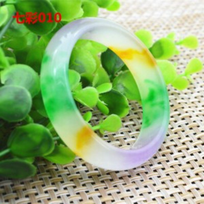 Fashion100% natural quartzite jade A ice floating green jade bracelet AAA