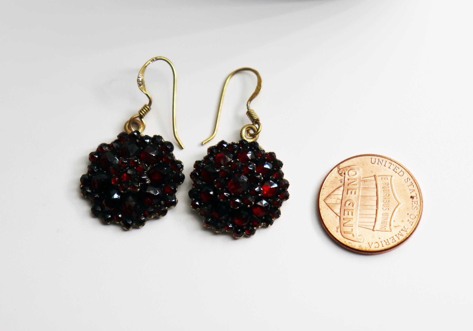 Retro Bohemian Garnet Cluster Earrings