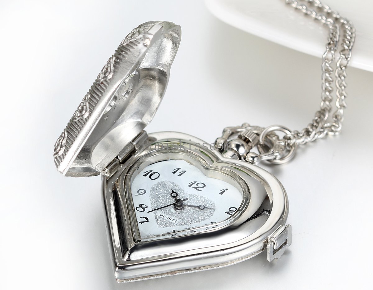 Vintage Women Girl Hollow Heart-Shape Pendant Necklace Chain Pocket Watch Gift