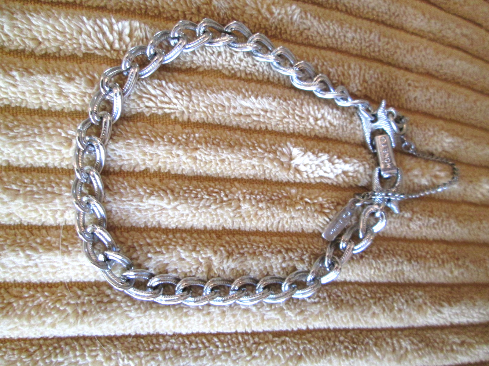 Vintage Monet Silver Tone Chain Link with Safety Chain 7″ Bracelet