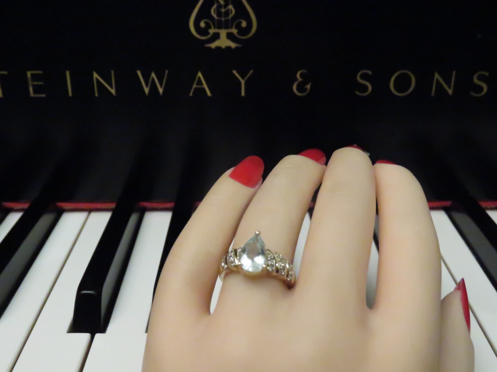 Solid 14k Yellow Gold Big 10 x7 Aquamarine 18 Diamonds Cocktail Ring 6.5 * 5.7gr