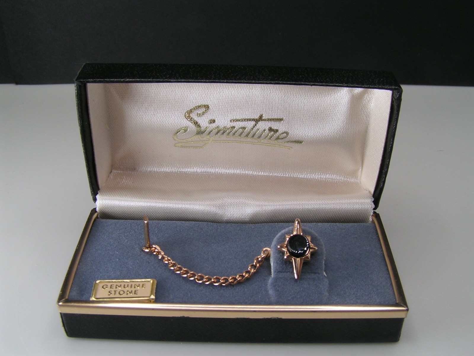 Vintage Signature Brand Gold-Tone Starburst Tie Tack with Black Onyx Stone-Chain