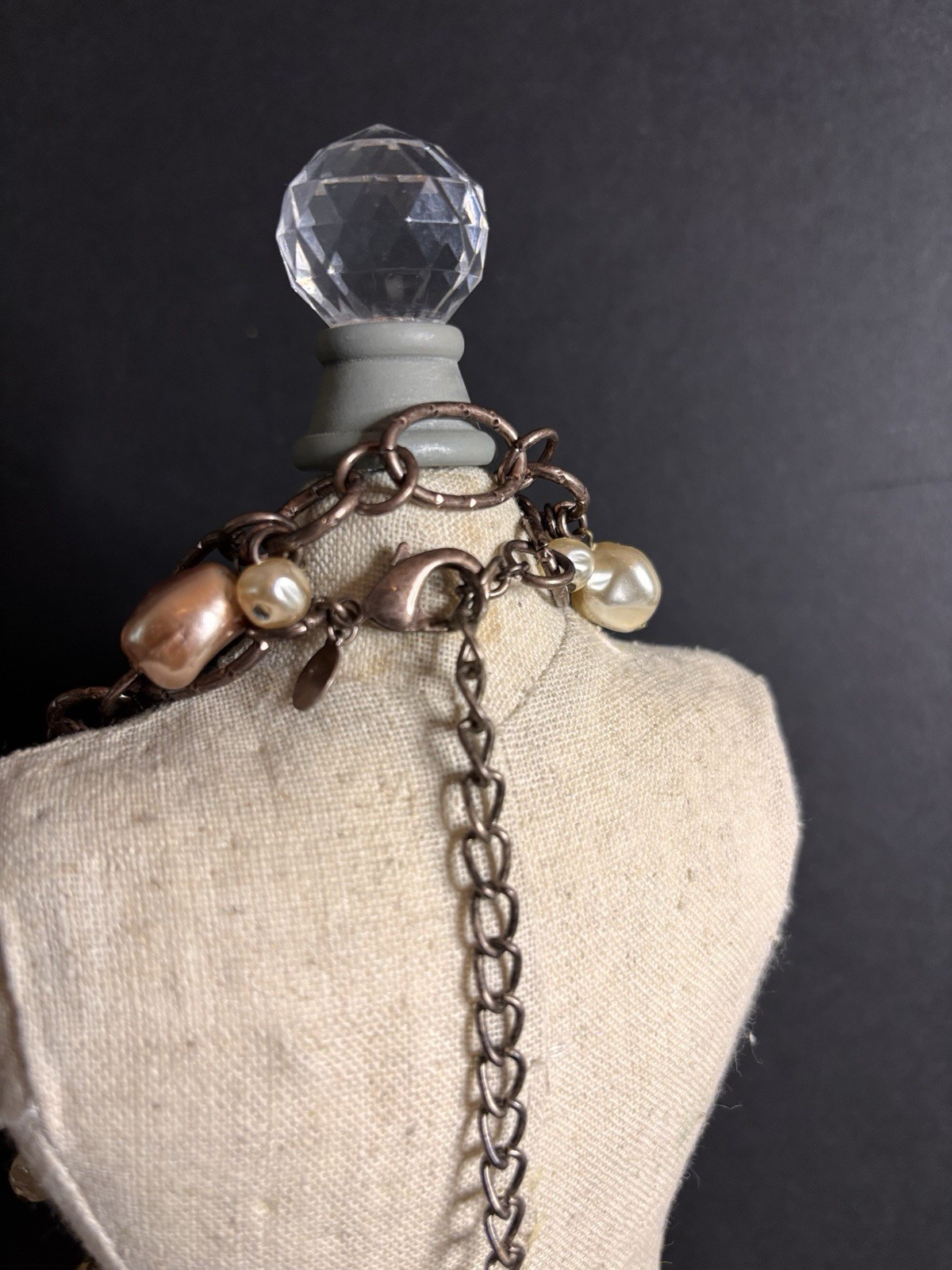 Chico’s Bronze/Gold Tone Link Chain Necklace Faux Pearl Glass Beads 36+” Adj