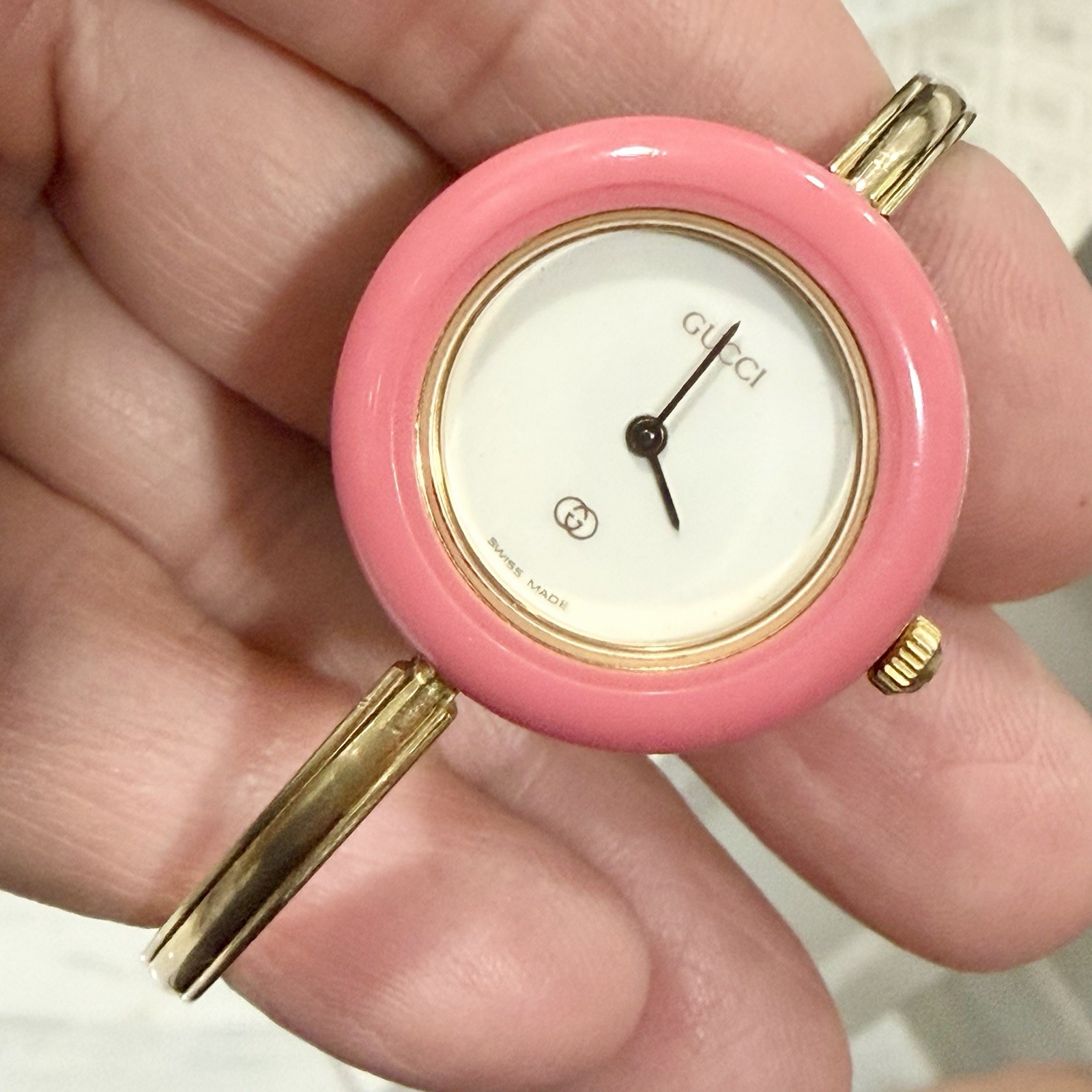 Gucci Change Bezel 1100 Gold 26mm Pink Bezel Quartz Women’s Watch RUNS!