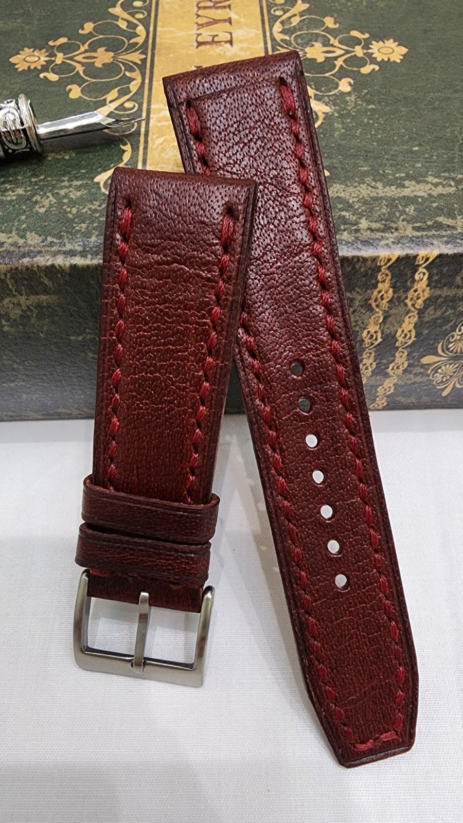 22mm Burgundy Italian Vegetable Tanned Leather Watch Strap Handmade 22-20