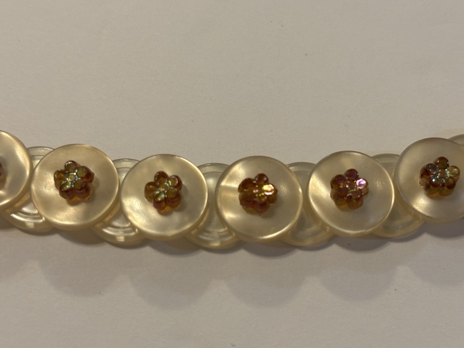 Vintage Pearlescent Disc Flower Necklace Long Cream Beaded Statement Jewelry 33”