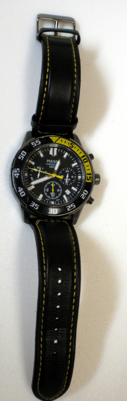 Pulsar VD53-X074 Chronograph 100m Watch Black Dial 44mm inc oem Leather Strap