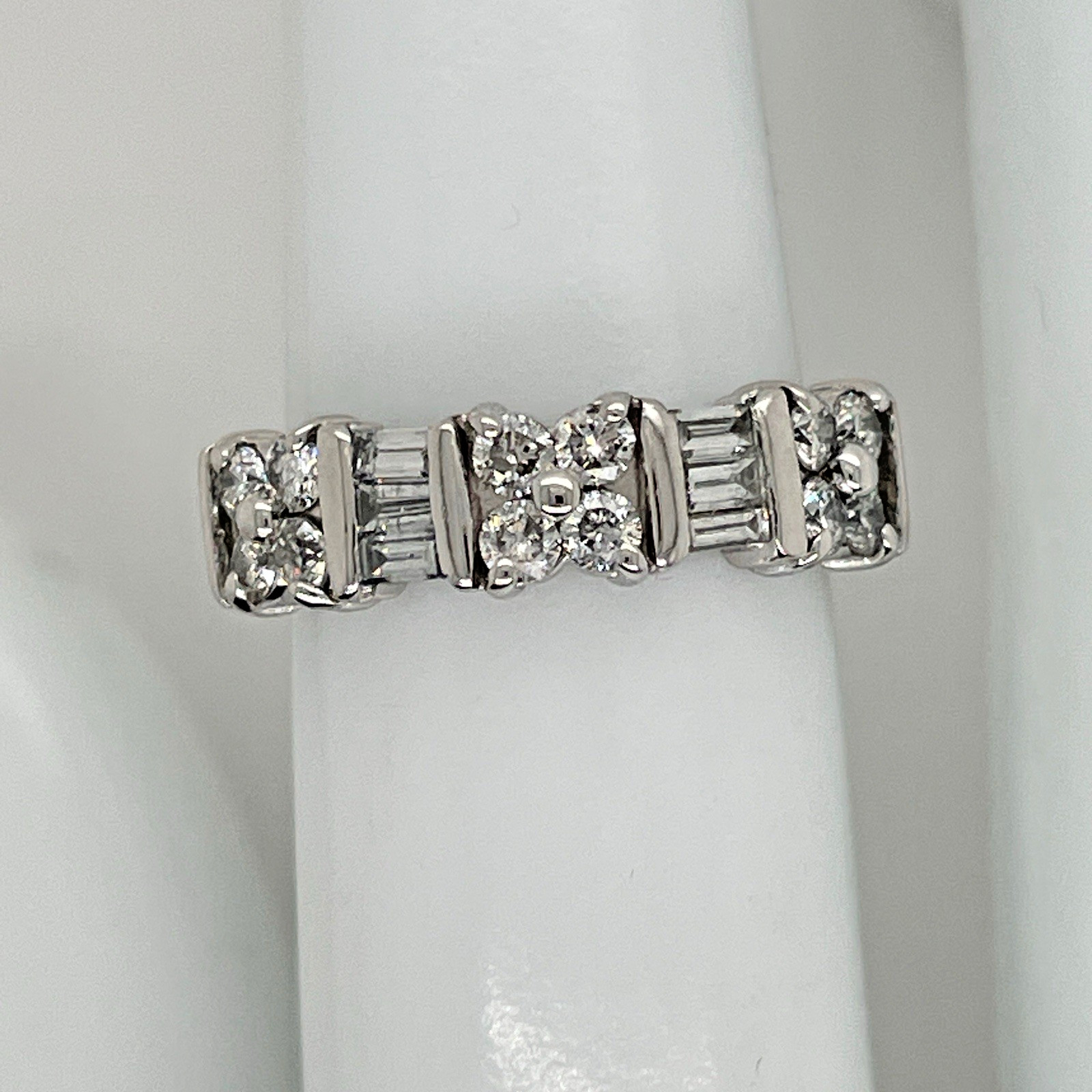 14k White Gold Round & Baguette Diamond Band Ring Size 5 1/4 – 3.3 Grams