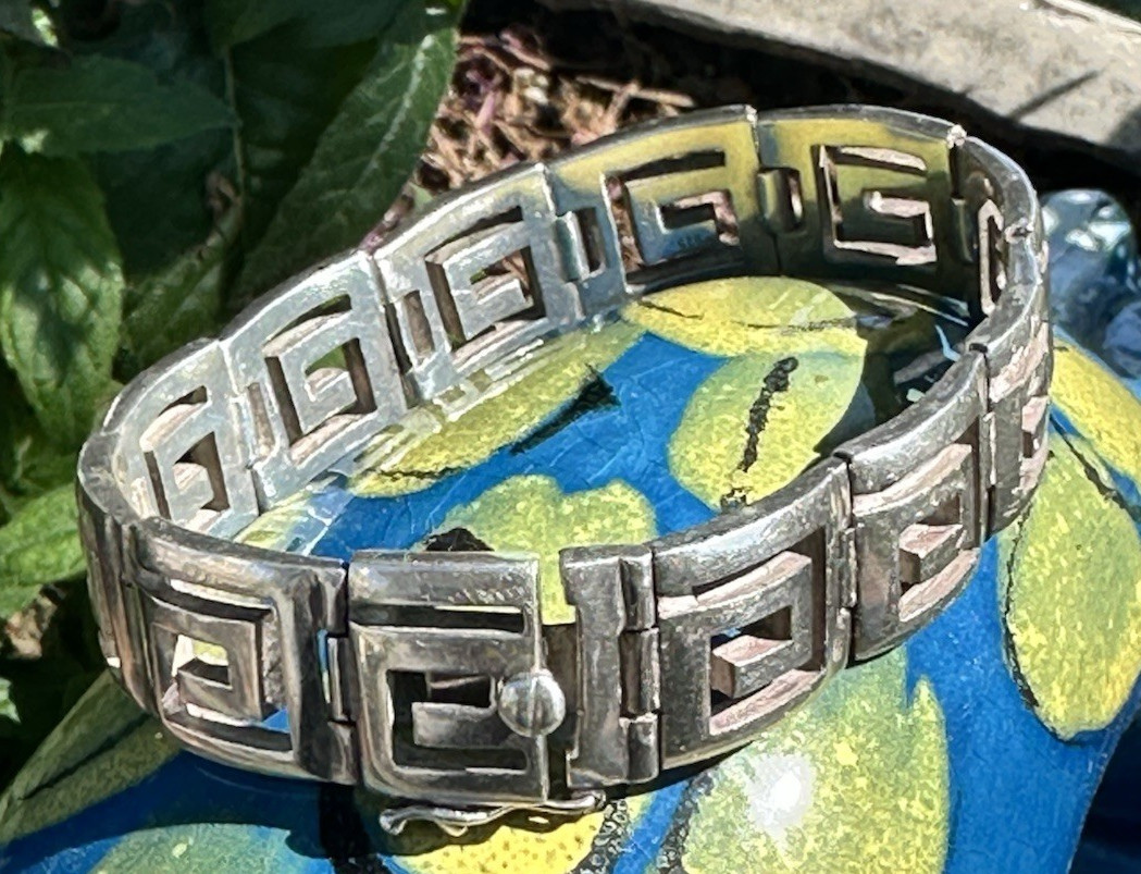 Greek Key Sterling Silver Bracelet 925 75/8″ long 48.8 grams Greek made