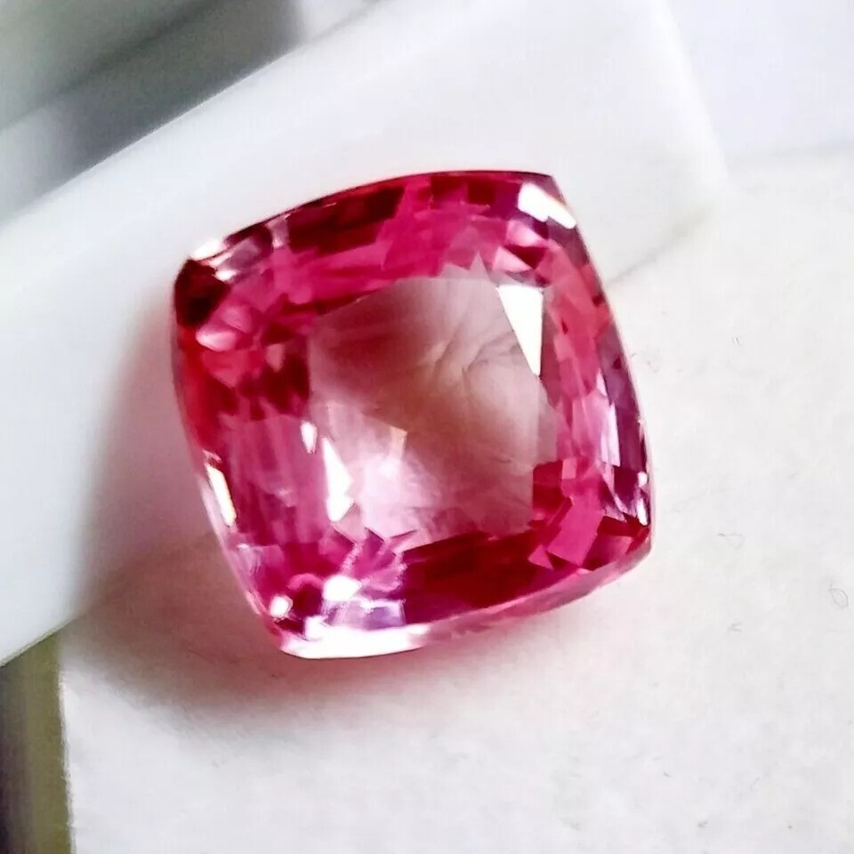 VVS Padparadscha Sapphire Cushion 8-9 Ct Cut Natural Loose Certified Gemstone