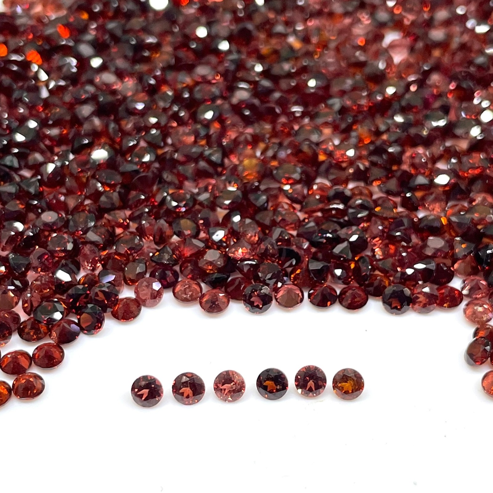 100 Pcs Natural Mozambique Garnet 3mm Round Cut Untreated Loose Gemstones Lot
