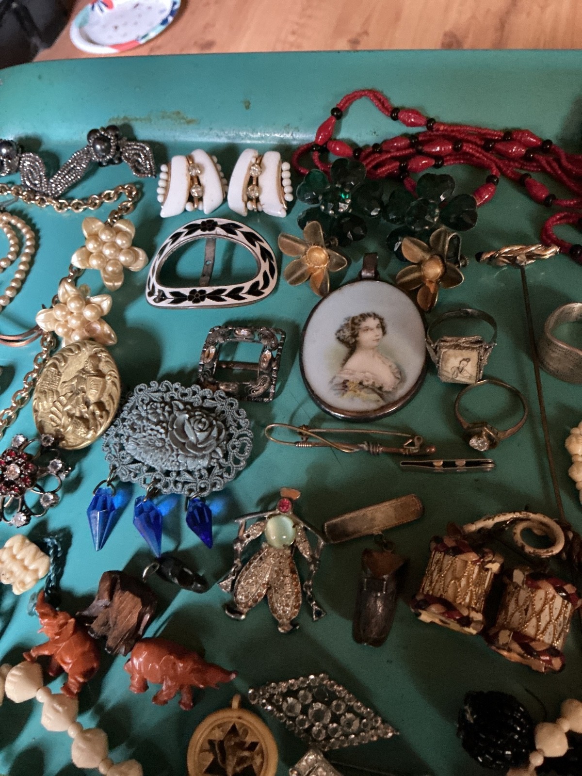Lot WEARABLE Antique Jewelry Necklaces rings pins clips earrings pendants etc.