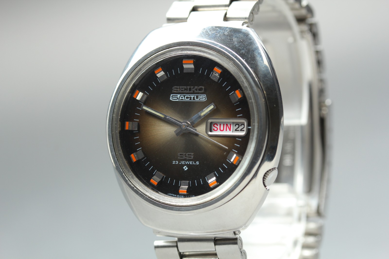 [Near MINT] SEIKO 5 ACTUS 6106-7590 Automatic Day-Date Men’s Watch from japan