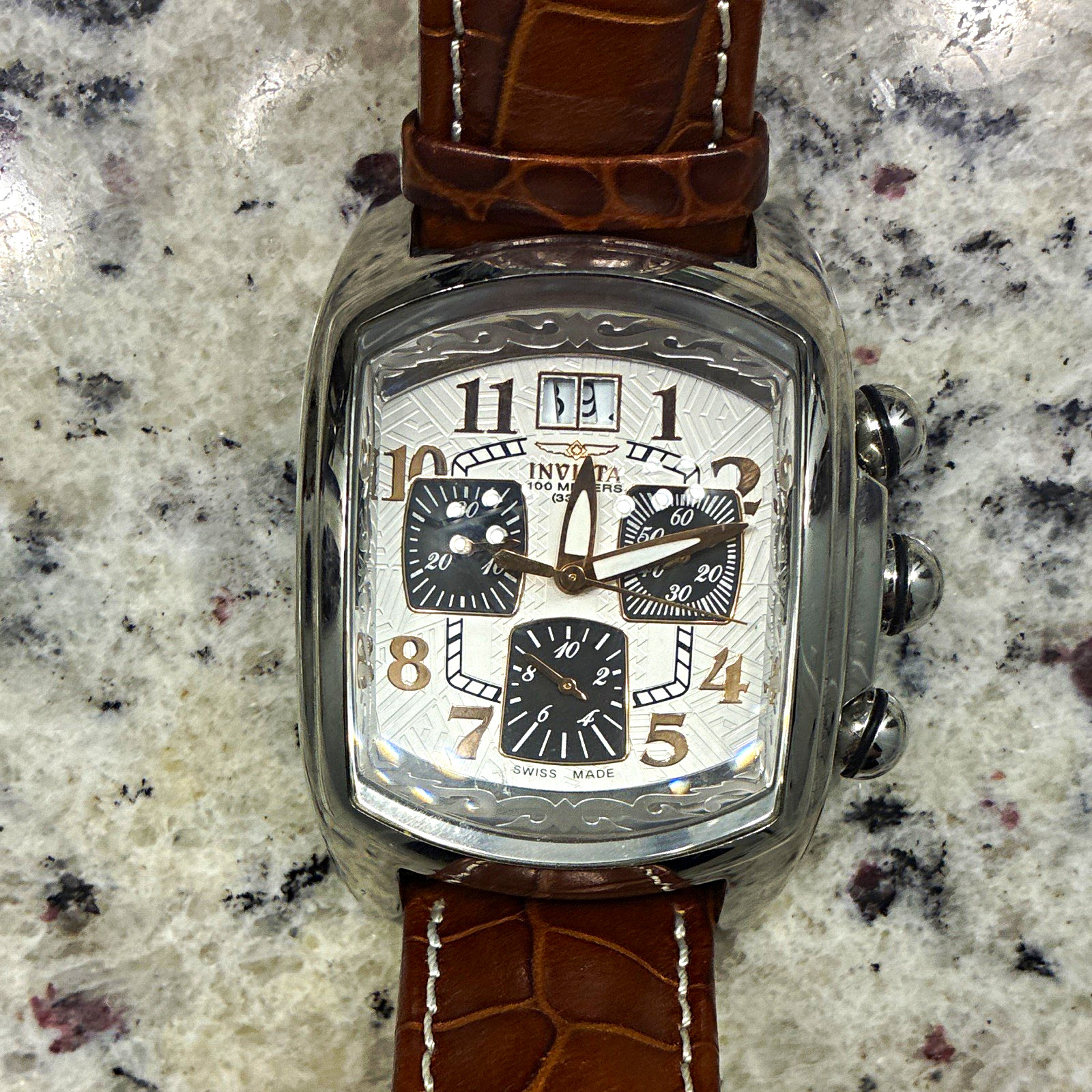 Invicta Lipah Men’s Chronograph Quartz 100m bubble glass rare Brown Leather