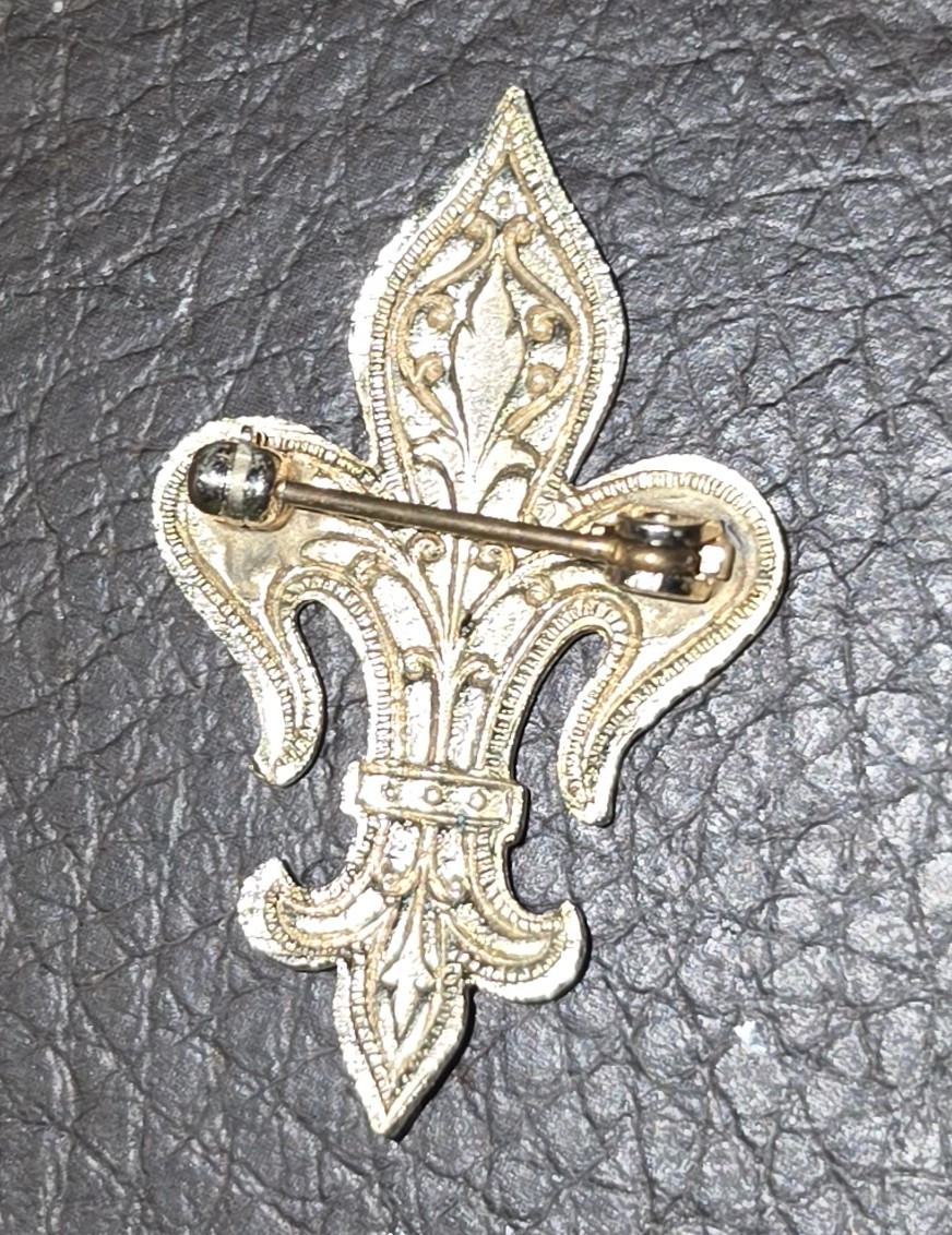 Antique or Vintage Fleur De Lis Brooch Pin Or Pendant Gold and Purple