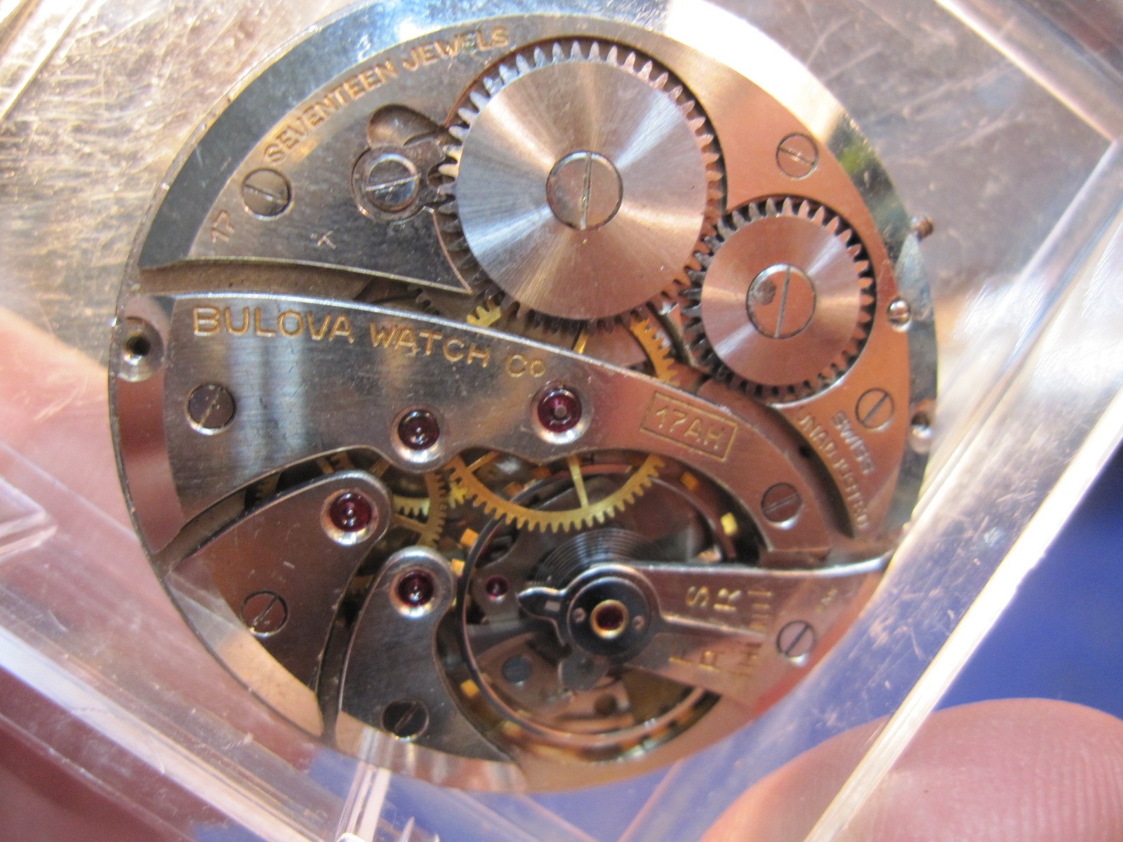 38.5mm Bulova 17AH pocket watch movement ticks