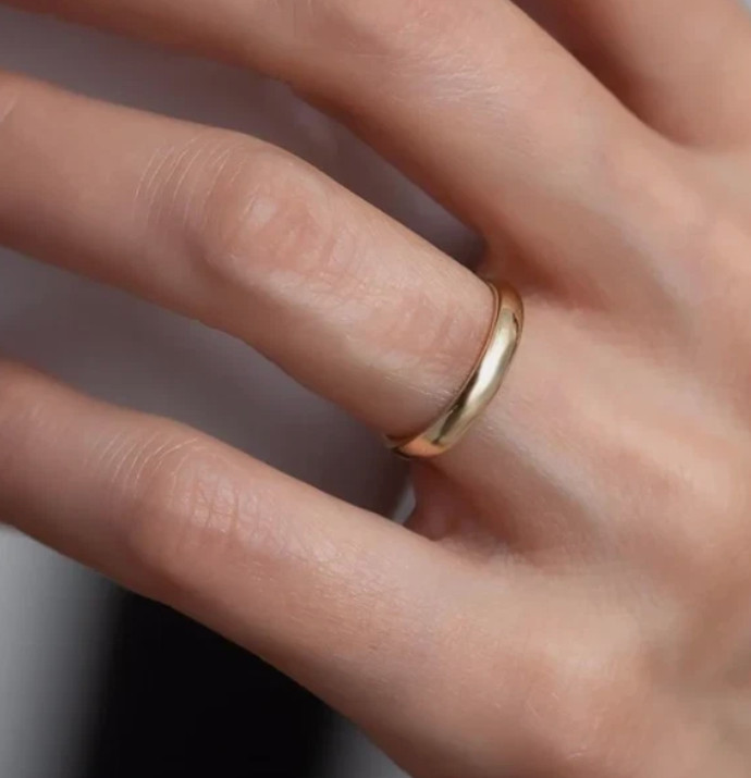 Gold 1mm-2mm-3mm-4mm-5mm-6mm Thin Wedding Band Wedding Stacking Ring For Him/Her