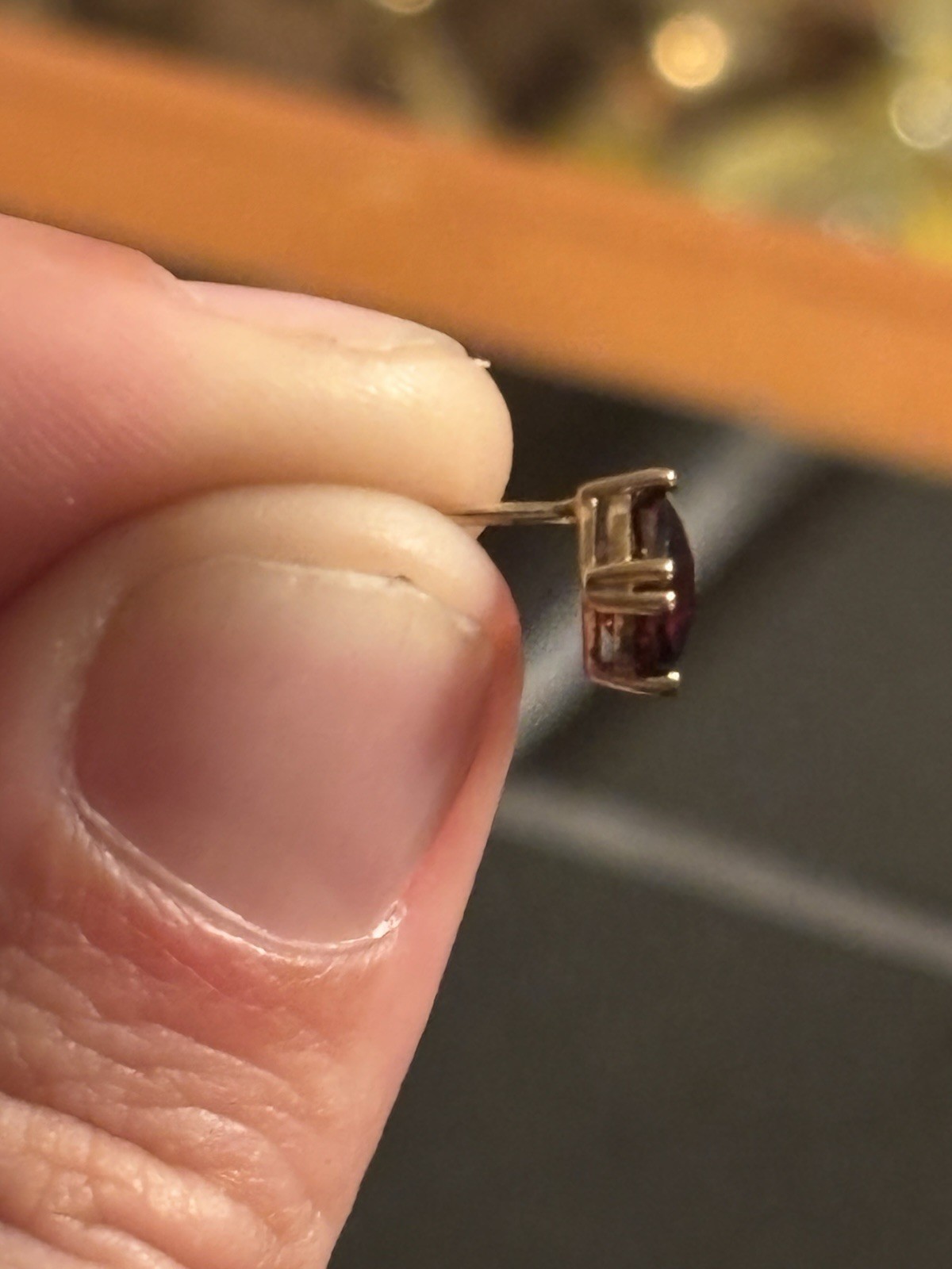 10K Yellow Gold Red Square Cushion Garnet Stud Earrings Prong Set Butterfly Back